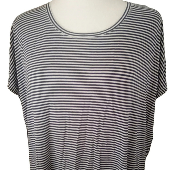Anthropologie Floreat Navy White Stripe Oversize Tunic Top Pleat Back Size Small - Picture 2 of 7